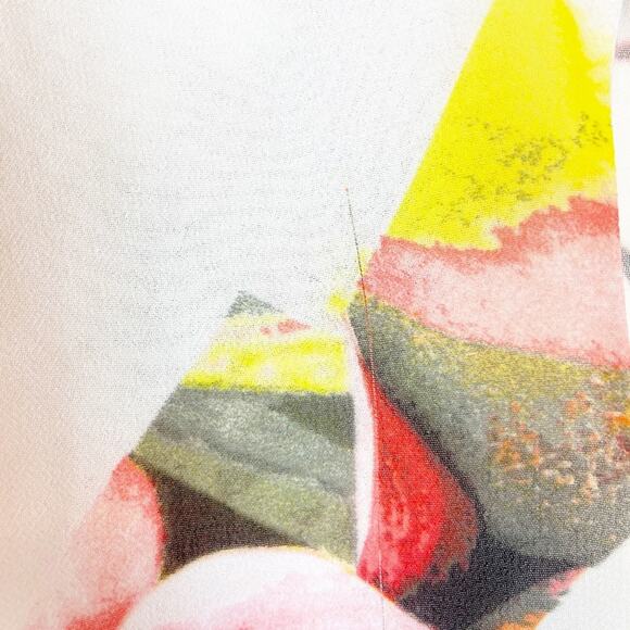 Vince Camuto White Floral Lattice Print Top - Lg - Picture 6 of 7